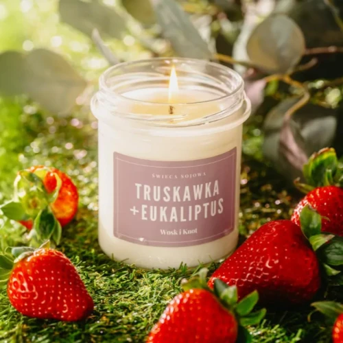 Świeczka sojowa Truskawka &amp; Eukaliptus - Wosk i Knot