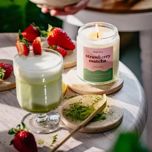 Świeca sojowa Strawberry Matcha - Wosk i Knot