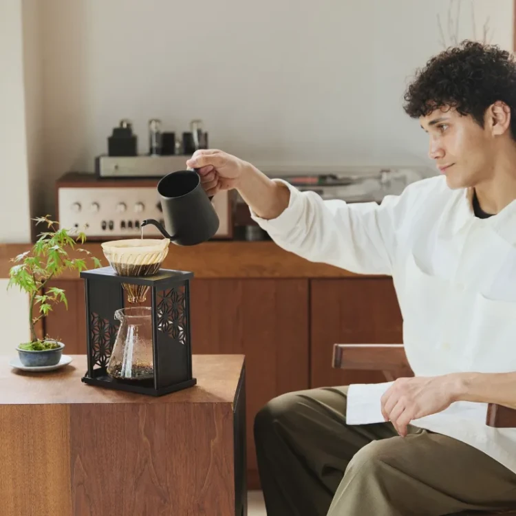 Hario - Drip Stand Set AYA - Dripper ze stojakiem - Czarny